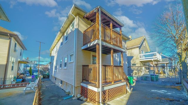 7 Smith Street 1, Medford, MA 02155