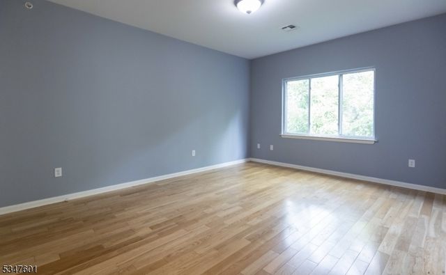 349 W Grand St unit 206 206, Elizabeth City, NJ 07202