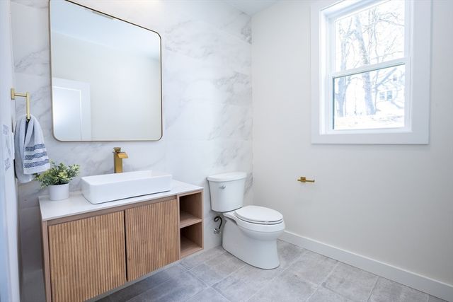 100 Woodbine Circle, Needham, MA 02494