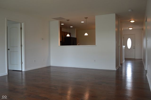 413 Shadetree Court, Sheridan, IN 46069