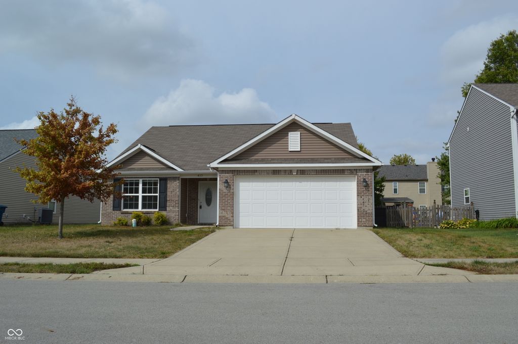 413 Shadetree Court, Sheridan, IN 46069