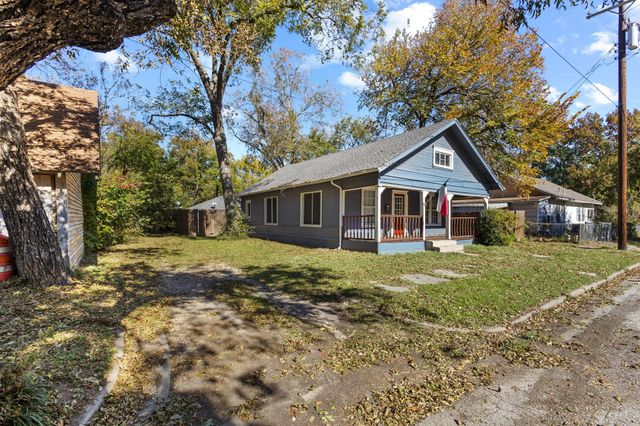 113 E Cummings Street, Gainesville, TX 76240