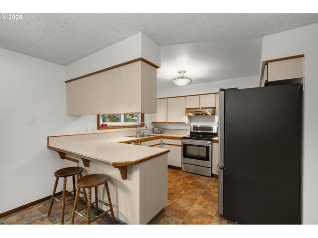 850 Nw FOREST St, Hillsboro, OR 97124