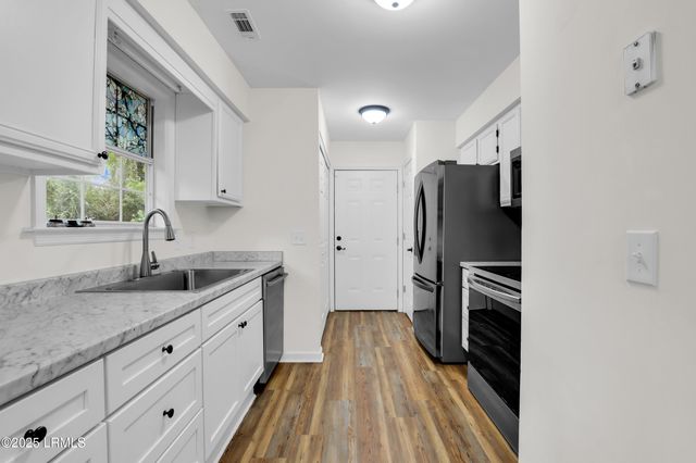 75 Blacksmith Circle, Beaufort, SC 29906