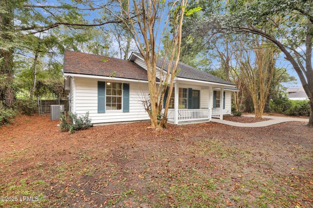 75 Blacksmith Circle, Beaufort, SC 29906