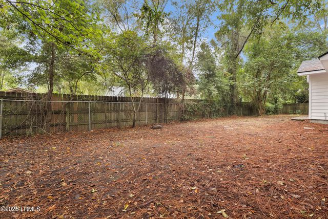 75 Blacksmith Circle, Beaufort, SC 29906