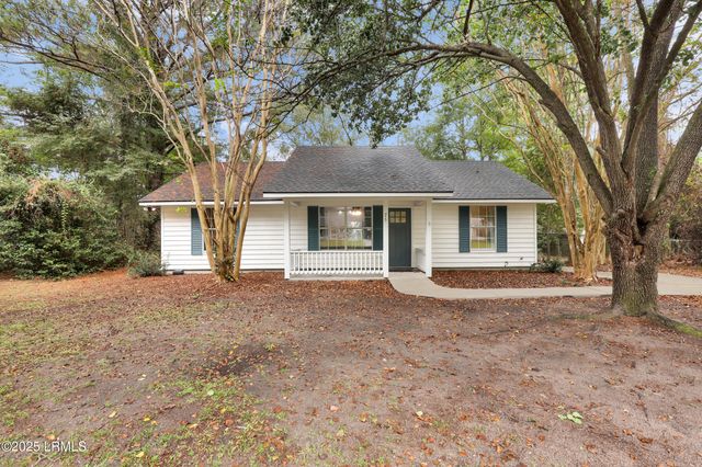 75 Blacksmith Circle, Beaufort, SC 29906