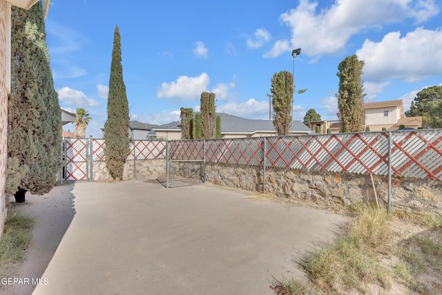 1510 Hal Marcus Place, El Paso, TX 79936