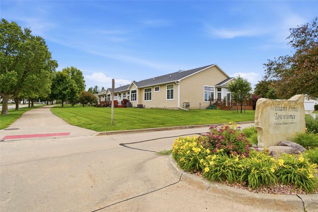 847 SE Williams Court, Waukee, IA 50263