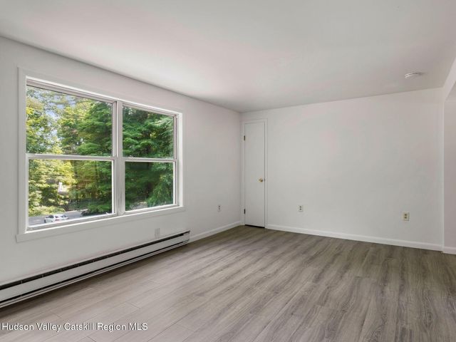 974 Old Post Road, New Paltz, NY 12561