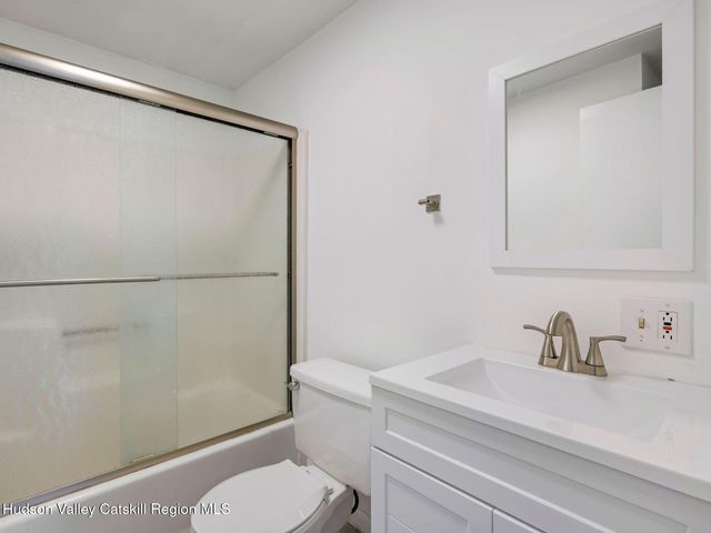 974 Old Post Road, New Paltz, NY 12561