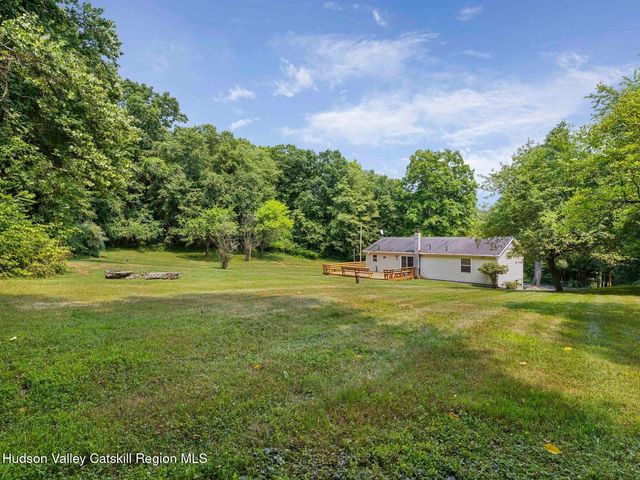 974 Old Post Road, New Paltz, NY 12561