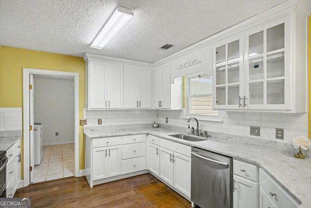 762 Robin Hood Drive, Hinesville, GA 31313