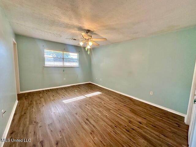 121 Vance Place, Long Beach, MS 39560