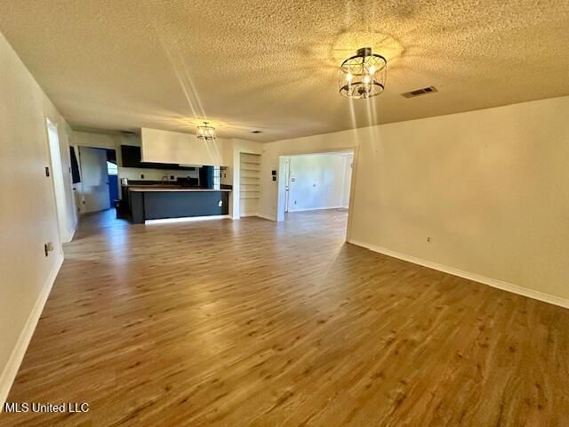 121 Vance Place, Long Beach, MS 39560