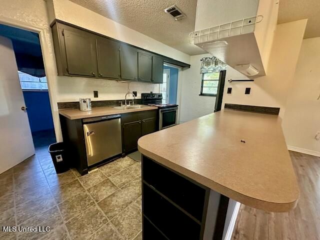 121 Vance Place, Long Beach, MS 39560