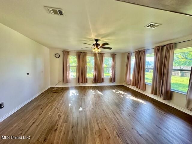 121 Vance Place, Long Beach, MS 39560