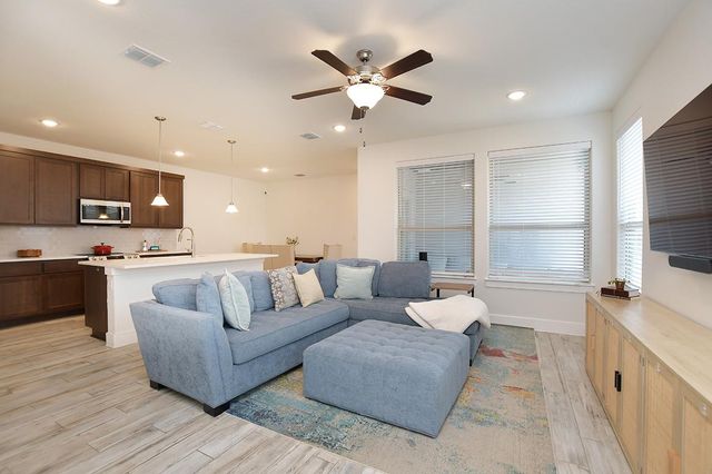 424 Parkline DR 28B, Georgetown, TX 78626