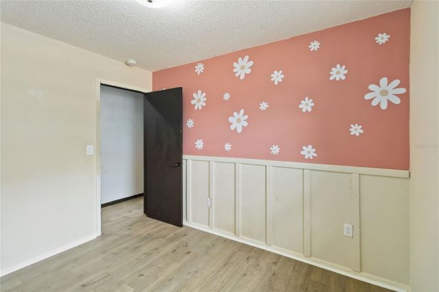 608 DORA AVENUE, Tavares, FL 32778