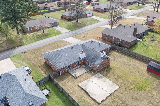 1509 N 11th Street, Van Buren, AR 72956