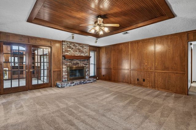 1509 N 11th Street, Van Buren, AR 72956