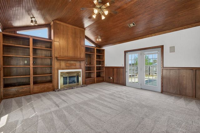 1509 N 11th Street, Van Buren, AR 72956