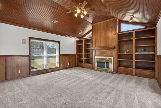 1509 N 11th Street, Van Buren, AR 72956