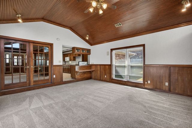 1509 N 11th Street, Van Buren, AR 72956