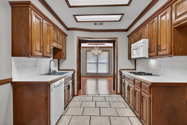 1509 N 11th Street, Van Buren, AR 72956