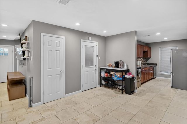 4704 Thomason Dr, Midland, TX 79703