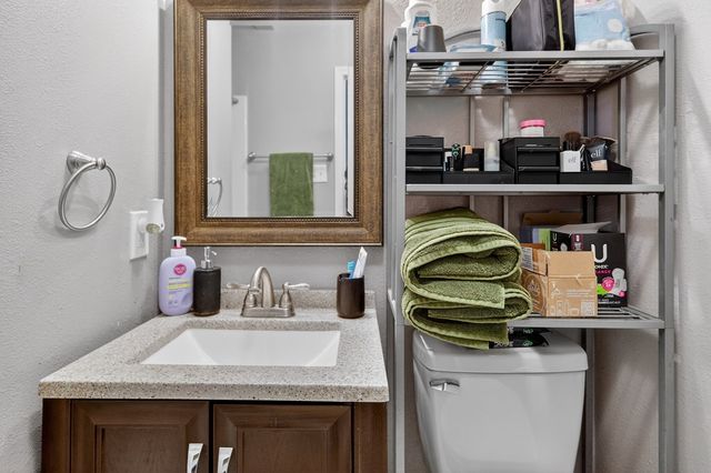 4704 Thomason Dr, Midland, TX 79703