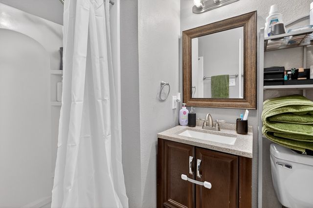 4704 Thomason Dr, Midland, TX 79703