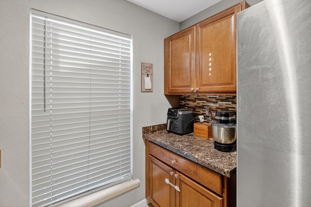 4704 Thomason Dr, Midland, TX 79703