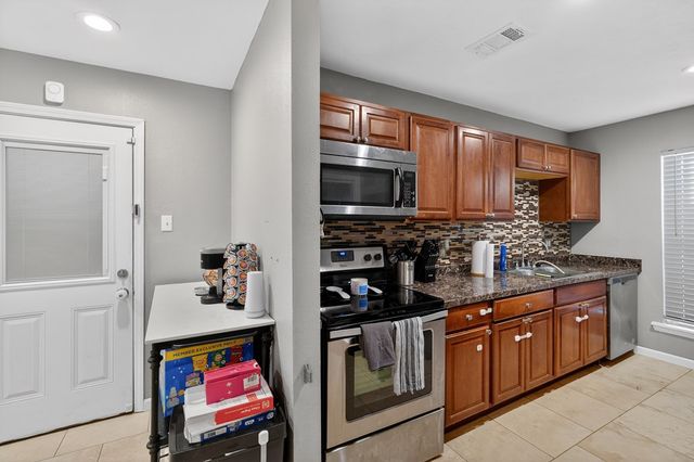 4704 Thomason Dr, Midland, TX 79703