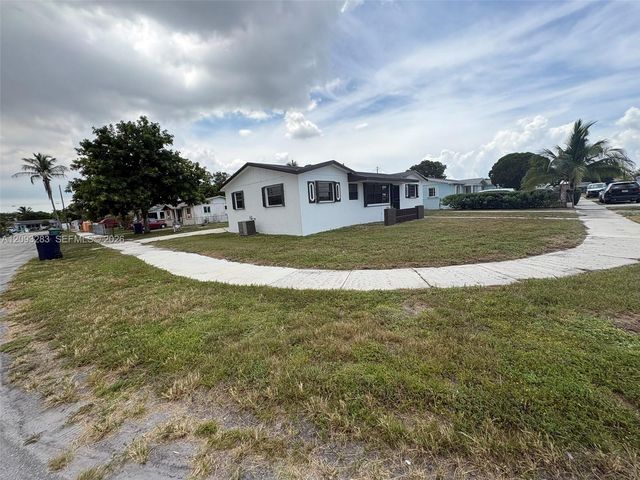 3020 NW 212th Street, Miami Gardens, FL 33056