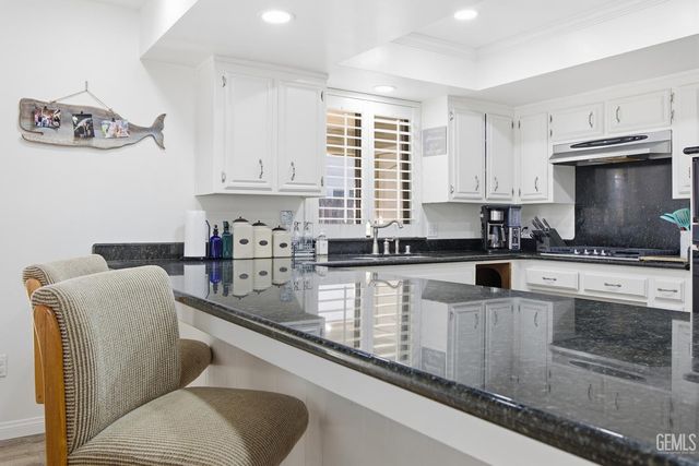 7605 Penny Marie Avenue, Bakersfield, CA 93308