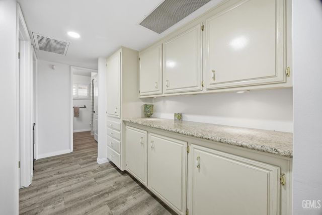 7605 Penny Marie Avenue, Bakersfield, CA 93308