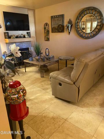 1844 E Avenue J2 4, Lancaster, CA 93535