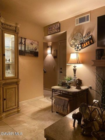 1844 E Avenue J2 4, Lancaster, CA 93535