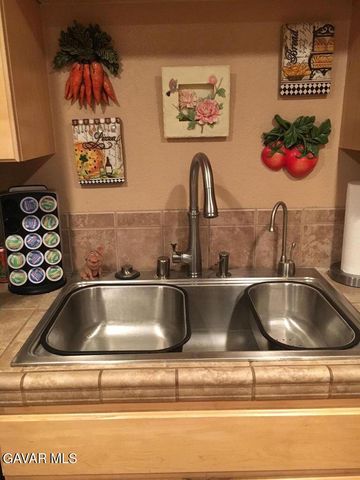 1844 E Avenue J2 4, Lancaster, CA 93535