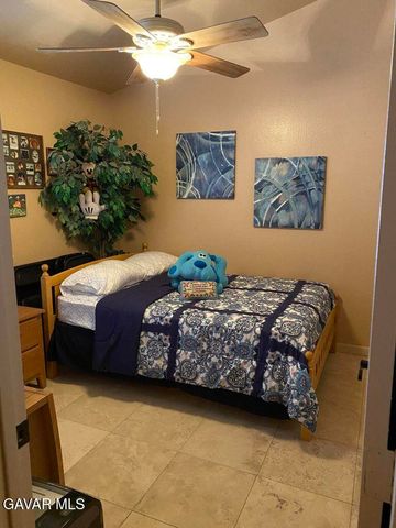 1844 E Avenue J2 4, Lancaster, CA 93535