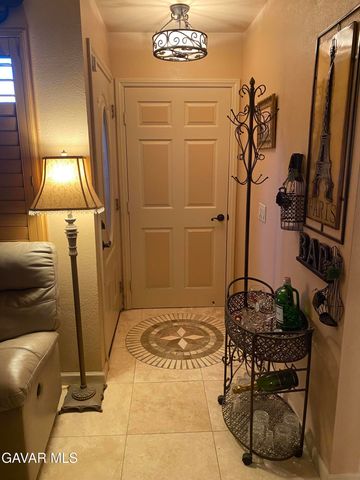 1844 E Avenue J2 4, Lancaster, CA 93535