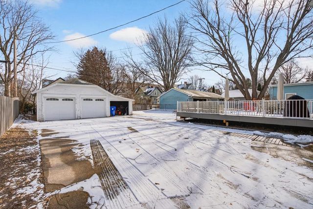 625 S QUINCY STREET, Green Bay, WI 54301