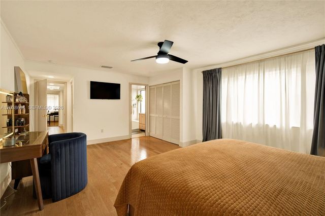 1579 S Goldeneye Ln, Homestead, FL 33035