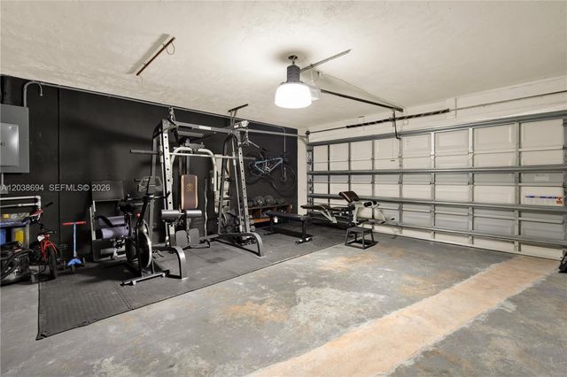 1579 S Goldeneye Ln, Homestead, FL 33035