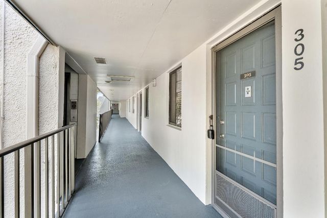 4381 Trevi Court 305, Lake Worth, FL 33467