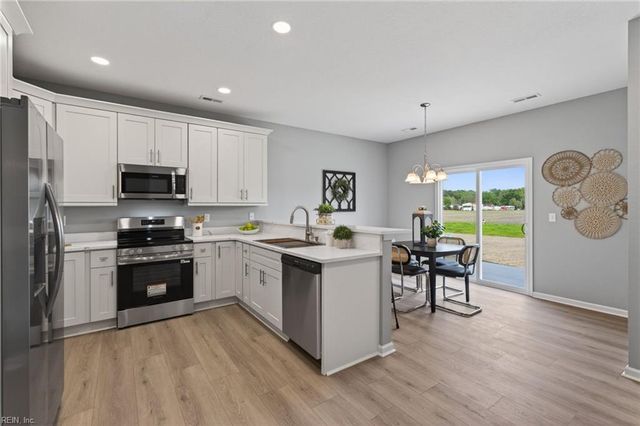 6380 Whaleyville BLVD, Suffolk, VA 23438