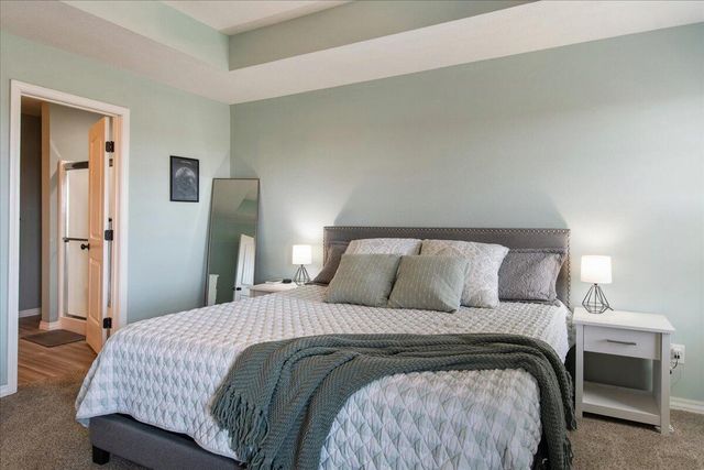 1430 S Tomahawk Avenue, Republic, MO 65738