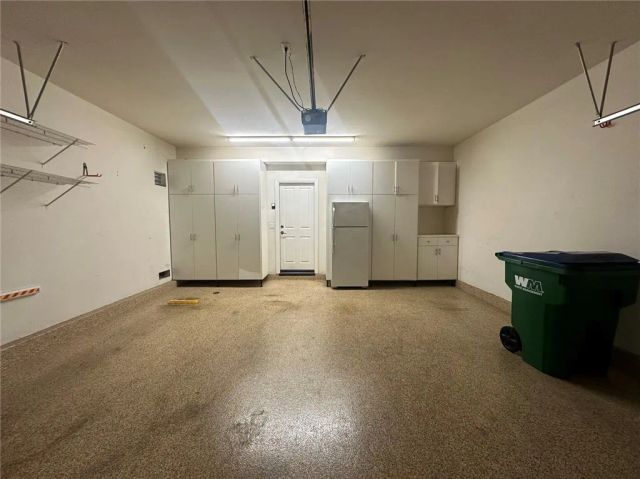 99 Lamplighter, Irvine, CA 92620