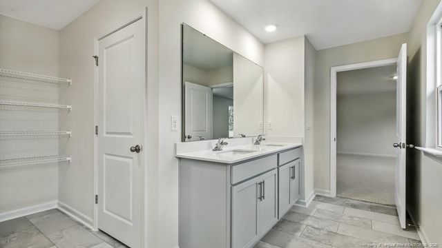 81 Discovery Way, Spring Lake, NC 28390